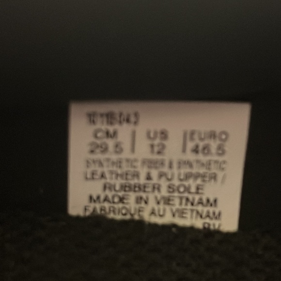 ASICS black tennis shoes new with tags - Picture 5 of 8